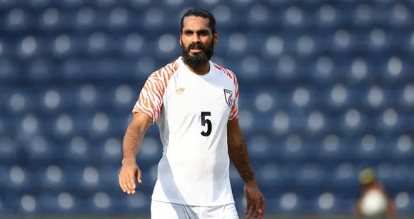 കളിച്ചത് സ്ത്രീകള്‍ക്കെതിരെ! കേരള ബ്ലാസ്റ്റേഴ്‌സിനെതിരെ വിവാദ പരാമര്‍ശവുമായി സന്ദേശ് ജിങ്കന്‍; 'ബ്രിങ് ബാക്ക് ജേഴ്‌സി 21' കാമ്പയിനുമായി ആരാധകര്‍