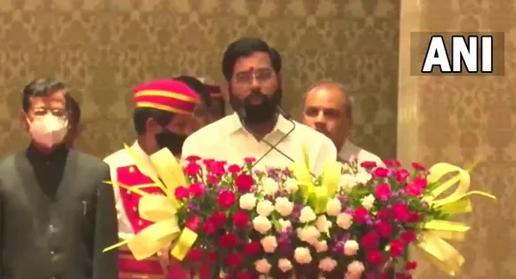 ഇനി ഷിന്‍ഡെ ഭരിക്കും! ഏക്‌നാഥ് ഷിന്‍ഡെ മഹാരാഷ്ട്ര മുഖ്യമന്ത്രിയായി അധികാരമേറ്റു; ദേവേന്ദ്ര ഫഡ്‌നാവിസ് ഉപമുഖ്യമന്ത്രി