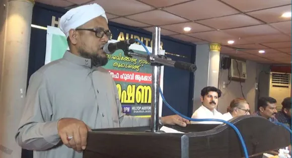 ദൈവം മനുഷ്യനെ സൃഷ്ടിച്ചത് അവന് ആരാധന നടത്തുവാനെന്ന പോലെ പരീക്ഷണത്തിനുകൂടിയാണെന്നും പ്രമുഖ വാഗ്മി മുസ്ഥഫ ഹുദവി ആക്കോട്