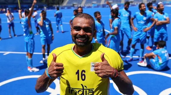 ഒളിമ്പ്യൻ ശ്രീജേഷിന് കേരളസർക്കാർ പാരിതോഷികം പ്രഖ്യാപിക്കണം !