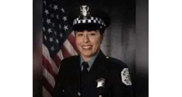 വാഹന പരിശോധനയ്ക്കിടയില്‍ വെടിയേറ്റ് വനിതാ ഓഫീസര്‍ കൊല്ലപ്പെട്ടു. മറ്റൊരു ഓഫീസര്‍ ഗുരുതരാവസ്ഥയില്‍