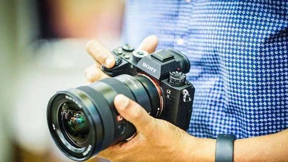 കോവിഡ് 19 വ്യാപനത്തെ തുടർന്ന് ഫോട്ടോ-വീഡിയോഗ്രാഫി മേഖല കടുത്ത പ്രതിസന്ധിയില്‍