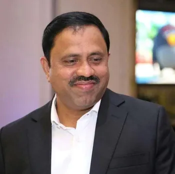ലോക്ക്ഡൗണിനിടെ ഗള്‍ഫില്‍ നിന്ന് ആദ്യ വിമാനം കേരളത്തിലേക്ക് പറക്കുന്നു, വ്യവസായി ജോയ് അറയ്ക്കലിന്റെ മൃതദേഹവുമായി...അനുഗമിക്കാന്‍ കുടുംബാംഗങ്ങള്‍ക്കും അനുമതി