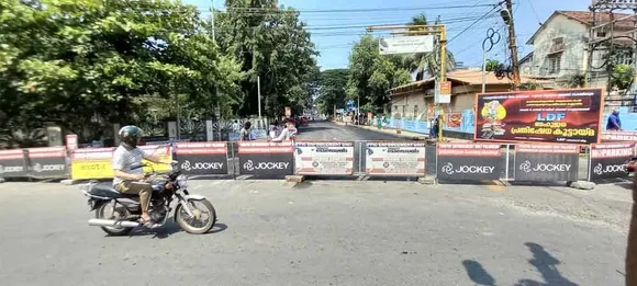 പാലക്കാട് നഗരത്തിന്‍റെ ഹൃദയഭാഗത്തെ റോഡ് പണി; ഗതാഗത കുരുക്കില്‍ പെട്ട് ദുരിതത്തിലായി വാഹനയാത്രികര്‍...