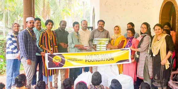 കരുതലിന്റെ കൈ സ്പർശവുമായി എൽടിഎസ് ഫൗണ്ടേഷൻ; നിർധരായ പെൺകുട്ടികൾക്കുള്ള സൗജന്യ വസ്ത്ര വിതരണം നടത്തി