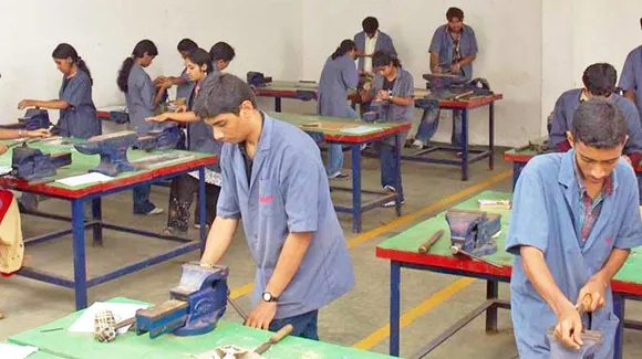 കേരളത്തിലെ വിവിധ ഐ.ടി. ഐ കളില്‍ അപേക്ഷ സമര്‍പ്പിക്കുന്നത് ഓഗസ്റ്റ് 10 വരെ നീട്ടി