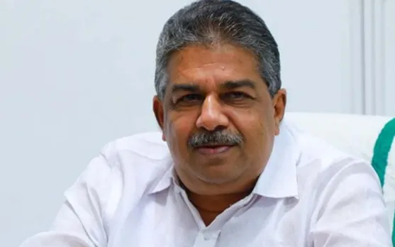 കെ - റെയിൽ വിവാദത്തിനിടെ മന്ത്രി സജി ചെറിയാൻ പറഞ്ഞത് തൻ്റെ വീട് അടക്കം ആസ്തി അഞ്ചു കോടിയെന്ന് ! തെരഞ്ഞെടുപ്പ് കമ്മീഷന് ഒരു വർഷം മുമ്പ് സജി ചെറിയാൻ നൽകിയ കണക്ക് പ്രകാരം ആസ്തി വെറും  35,47,191.87 രൂപ മാത്രം. സജി ചെറിയാൻ്റെ വീടിരിക്കുന്ന സ്ഥലത്തിന് വില വെറും 15 ലക്ഷം മാത്രമെന്ന് സത്യവാങ്മൂലത്തിൽ ! മന്ത്രി പറഞ്ഞത് പോലെ ആസ്തി 5 കോടിയെങ്കിൽ 10 മാസം കൊണ്ട് നാലരക്കോടി രൂപ ഉണ്ടായതെങ്ങനെ ? അതോ സജി ചെറിയാൻ നൽകിയ  കണക്കുകളെല്ലാം വ്യാജമോ