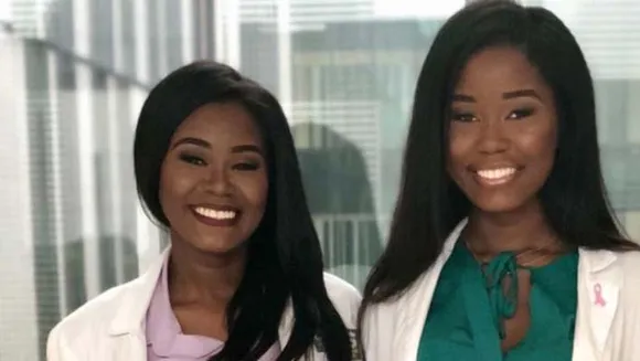 അമ്മയ്ക്കും മകൾക്കും ഒരേ സമയം മെഡിക്കൽ ബിരുദം; ജോലിയും ഒന്നിച്ച് ഒരേ ആശുപത്രിയിൽ