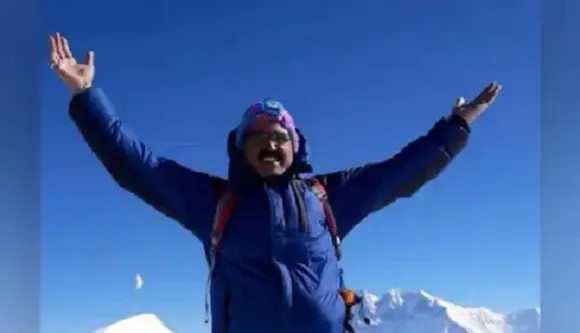 ശ്വാസതടസം ഉണ്ടായിട്ടും പിന്മാറിയില്ല! കാഞ്ചൻ‌ജംഗ കയറുന്നതിനിടെ പർവതാരോഹകൻ മരിച്ചു