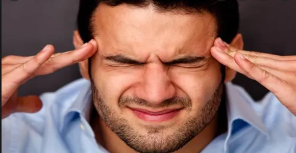 വല്ലപ്പോഴും വരുന്ന തലവേദന പതിവാകുകയും രൂക്ഷമാകുകയും ചെയ്യും; തലച്ചോറില്‍ മുഴ: പലരും അവഗണിക്കുന്ന രോഗലക്ഷണങ്ങള്‍ ഇവയൊക്കെയാണ്....