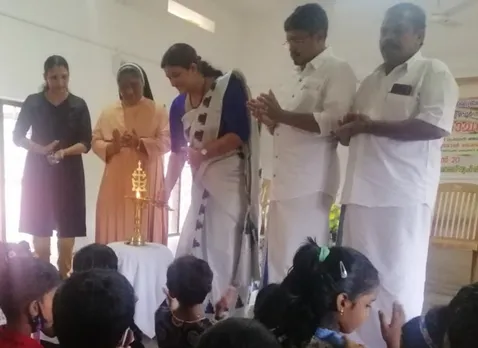 ആടിയും പാടിയും വായനപക്ഷാചരണവുമായി കുട്ടികൾ; ഉഴവുർ ജയ്ഹിന്ദ് പബ്ലിക് ലൈബ്രറിയും സെന്റ് ജോവാൻസ് യു.പി സ്കൂളും സംയുക്തമായി വായനപക്ഷാചരണം സംഘടിപ്പിച്ചു