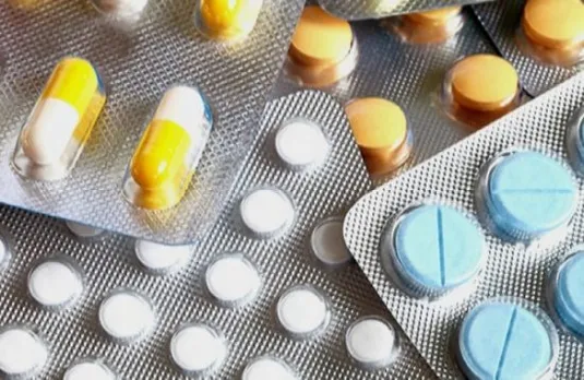 നമ്മെ കൊല്ലാക്കൊല ചെയ്യുന്ന വ്യാജ മരുന്നുകമ്പനികൾ !