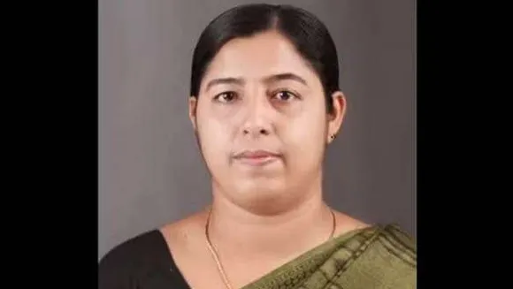 കോഴിക്കോട് പേരാമ്പ്ര പൊലീസ് സ്റ്റേഷനിലെ വനിതാ പൊലീസുകാരിയെ തൂങ്ങിമരിച്ച നിലയിൽ കണ്ടെത്തി