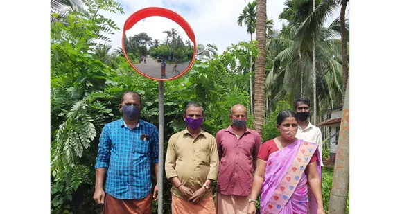 കള്ളാർ ഗ്രാമപഞ്ചായത്ത് പതിനാലാം വാർഡിൽ റോഡ് സേഫ്റ്റി കോൺവെക്സ് മിറർ സ്ഥാപിച്ചു