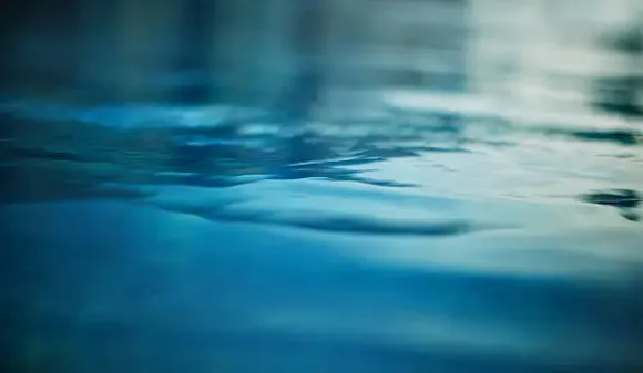 പൊഴിയില്‍ വള്ളം മറിഞ്ഞ് കാണാതായ അന്യസംസ്ഥാന തൊഴിലാളിക്കായി തെരച്ചില്‍ തുടരുന്നു