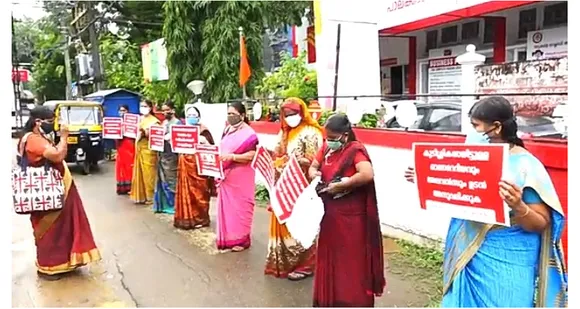 വിവിധ ആവശ്യങ്ങള്‍ ഉന്നയിച്ച് അങ്കണവാടി ജീവനക്കാർ പാലക്കാട് ജില്ലയിലെ 500 കേന്ദ്രങ്ങളിൽ സമരo നടത്തി