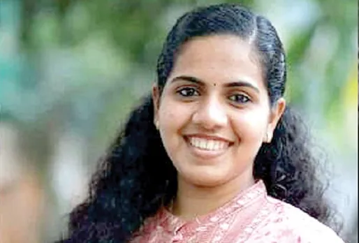 ഫേസ്ബുക്ക് പോസ്റ്റ് തെറ്റിദ്ധാരണയുണ്ടാക്കി, തെറ്റായി വ്യാഖ്യാനിച്ചത് ഖേദകരം! ജാതി തിരിച്ച് കായിക ടീം; വിവാദമായപ്പോൾ വിശദീകരണവുമായി മേയർ ആര്യ രാജേന്ദ്രൻ