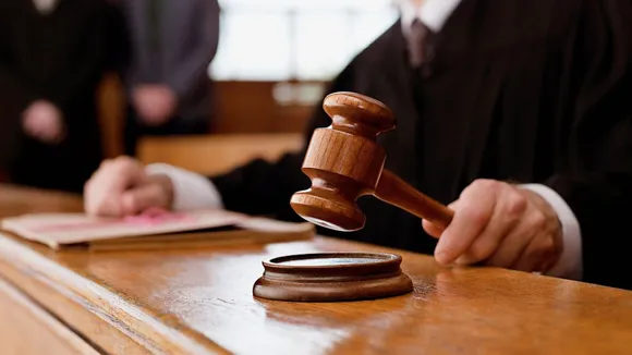 റോഡില്‍ ചവറു കളയാനിറങ്ങിയ ഓട്ടിസം ബാധിതനായ 14കാരനെ ബലംപ്രയോഗിച്ച് ബസില്‍ കയറ്റി പീഡനം; പ്രതിക്ക് ഏഴു വര്‍ഷം കഠിന തടവ്