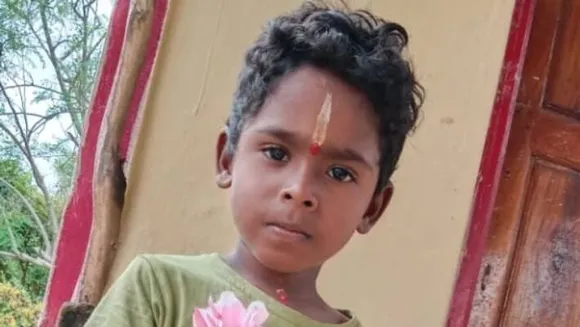 പാലക്കാട് സിമന്റ് കട്ട തലയിൽ വീണ് അഞ്ച് വയസുകാരൻ മരിച്ചു