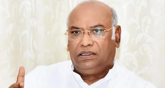 ജയിച്ചശേഷം എംഎല്‍എമാരെ കൂറുമാറ്റുന്ന ബിജെപി കുതന്ത്രം ഇത്തവണ കര്‍ണാടകയില്‍ വിലപ്പോകില്ല: മല്ലികാർജുൻ ഖര്‍ഗെ