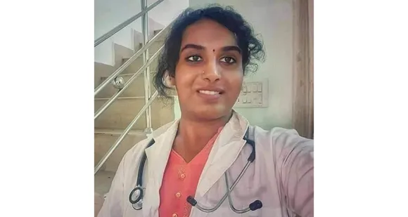 കേരളത്തിലെ പ്രഥമ ട്രാന്‍സ്‌ജെന്‍ഡര്‍ ഡോക്ടര്‍ വി.എസ് പ്രിയയ്ക്ക് ഏരിയലിന്റെ സ്നേഹാദരം