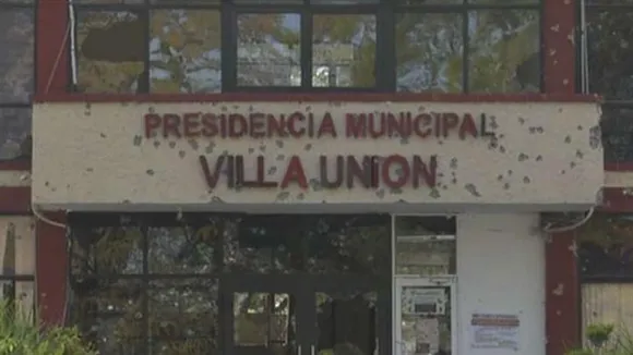 ടെക്‌സസ്സ്- മെക്‌സിക്കൊ അതിര്‍ത്തിയില്‍ വെടിവെപ്പ്- നാല് പോലീസുകാര്‍ ഉള്‍പ്പെടെ 21 മരണം