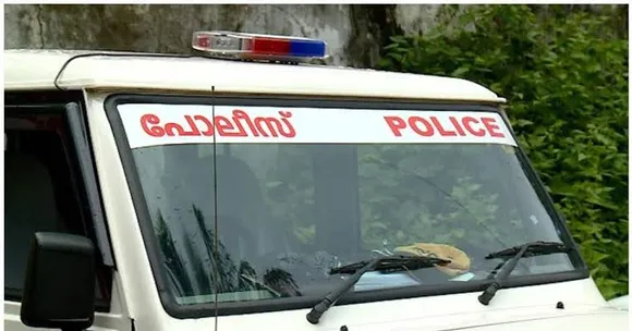 അടിമാലിയിൽ വാഹന പരിശോധനയ്ക്കിടെ മദ്യപിച്ച് വാഹനം ഓടിച്ച കാർ ഡ്രൈവറോട്  കേസ് ഒഴിവാക്കാൻ കൈക്കൂലി; എസ്.ഐക്ക് സസ്‌പെന്‍ഷന്‍