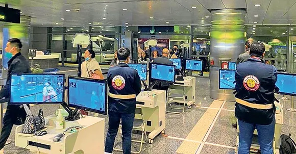 ഖത്തറില്‍ കോറോണ വൈറസ് നേരിടാന്‍ നടപടി ശക്തമാക്കി ; വിമാനത്താവളങ്ങളില്‍ യാത്രക്കാര്‍ക്ക് തെര്‍മല്‍ പരിശോധന