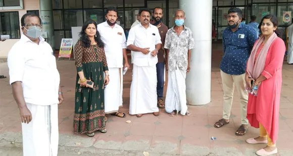 കൂട്ടിരിപ്പുകാരില്ലാതിരുന്ന ഗൃഹനാഥന് തുണയായി ഒരു കൂട്ടം യുവാക്കൾ !