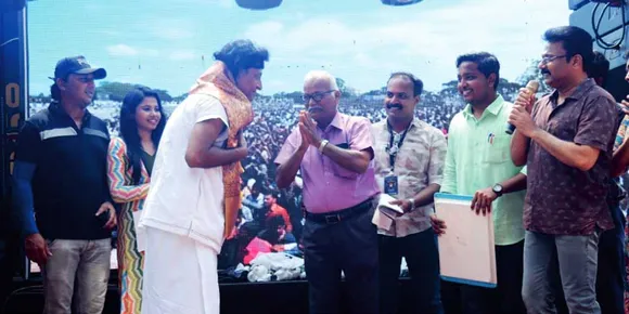പാലക്കാടിനെ പ്രകമ്പനം കൊള്ളിച്ച് ബോചെയും മറഡോണയും