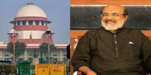 മാനനഷ്ടക്കേസ് നടത്താൻ തോമസ് ഐസക് സിക്കിമിലെത്തണമെന്ന് ലോട്ടറി രാജാവ് സാന്റിയാഗോ മാർട്ടിൻ. 70 വയസു കഴിഞ്ഞു, 3000കിലോമീറ്റർ താണ്ടി ഗാങ്ടോക്കിൽ എത്താൻ പ്രയാസമെന്ന് ഐസക്. കേരളത്തിലേക്ക് കേസ് മാറ്റണമെന്ന് സുപ്രീംകോടതിയിൽ ഹർജി. മാർട്ടിൻ മാനനഷ്ട നോട്ടീസിൽ ആവശ്യപ്പെട്ടത് 50കോടി. ഐസക്കിന്റെ കേസ് നടത്തുന്നത് സംസ്ഥാന സർക്കാർ