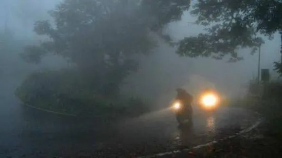 മണ്ണിടിച്ചില്‍, ഉരുള്‍പൊട്ടല്‍ സാധ്യത; ഇടുക്കിയില്‍ രാത്രി യാത്ര നിരോധിച്ചു