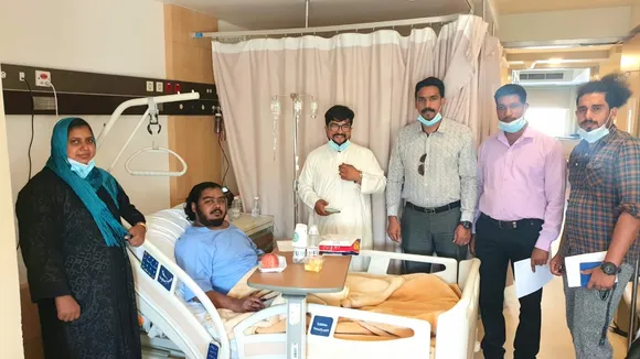 നട്ടെല്ല് തകർന്നു കിടപ്പിലായ യുവാവ് നാട്ടിലേയ്ക്ക് മടങ്ങി. സാമുഹ്യപ്രവര്‍ത്തകര്‍ തുണയായി.