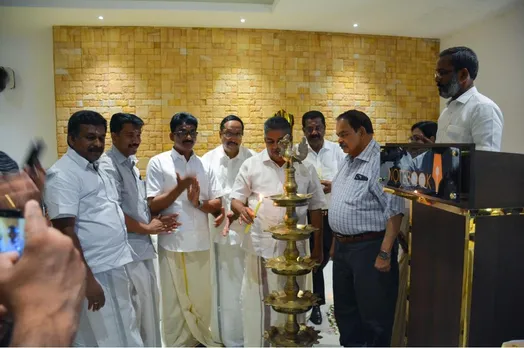 ഫ്രണ്ട്സ് ഓഫ് തിരുവല്ലയും, തിരുവല്ലാ എം.ജി.എം ഹയര്‍സെക്കന്‍ഡറി സ്കൂള്‍ ആലുംനിയും സംയുക്തമായി ഓണഘോഷം നടത്തി