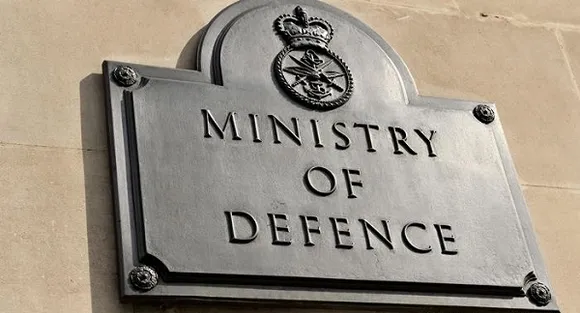 യു.കെ. പ്രതിരോധ മന്ത്രാലയത്തിന്റെ രഹസ്യ രേഖകള്‍ ബസ് സ്റ്റോപ്പില്‍; അന്വേഷണം ആരംഭിച്ചു