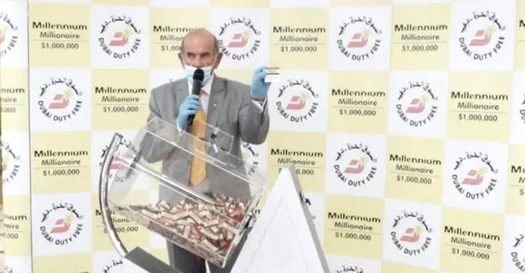 ജോലി നഷ്ടപ്പെട്ടെങ്കിലും ഭാഗ്യദേവത കൈവിട്ടില്ല; ദുബായ് ഡ്യൂട്ടി ഫ്രീ നറുക്കെടുപ്പില്‍ മലയാളിക്ക് കോടികളുടെ സൗഭാഗ്യം