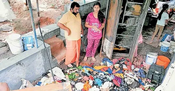 ഇസ്തിരിപെട്ടിയില്‍ നിന്ന് തീപടര്‍ന്ന്‌ വീട്ടിൽ തീപിടിത്തം,  2 ലക്ഷത്തോളം രൂപയുടെ നഷ്ടം