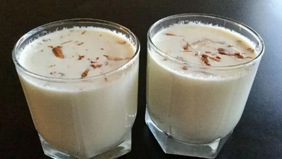 ബദാം;വിളർച്ചയ്ക്കുള്ള നല്ലൊരു പ്രതിവിധി,ബദാം മിൽക്ക് ഷേക്ക് ഉണ്ടാക്കിയാലോ !
