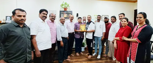 വിഷ്ണു ജനാർദ്ദനന് കൊല്ലം ജില്ലാ പ്രവാസി സമാജം യത്രയയപ്പ് നൽകി