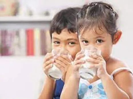 കുട്ടികളുടെ തലച്ചോറിന്‍റെ വളര്‍ച്ചയ്ക്കായി  അവര്‍ക്ക് പതിവായി നല്‍കേണ്ട ഭക്ഷണങ്ങളെ കുറിച്ച് നോക്കാം...