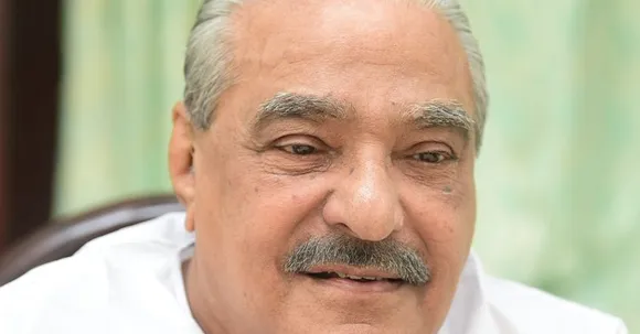 54 വര്‍ഷത്തെ ചരിത്ര നേട്ടങ്ങളേക്കാള്‍ വലുതാണ്‌ ഇക്കാലയളവുകളില്‍ അന്തസില്ലാത്ത ഒരു വാക്കോ പ്രവര്‍ത്തിയോ ഉണ്ടായില്ലെന്നതും ! മാണി ഒരു നേതാവ് മാത്രമായിരുന്നില്ല, രാഷ്ട്രീയത്തിലെ ഒരു സംസ്കാരം കൂടിയായിരുന്നു. അനുഭവങ്ങളുടെ തമ്പുരാന്‍ !