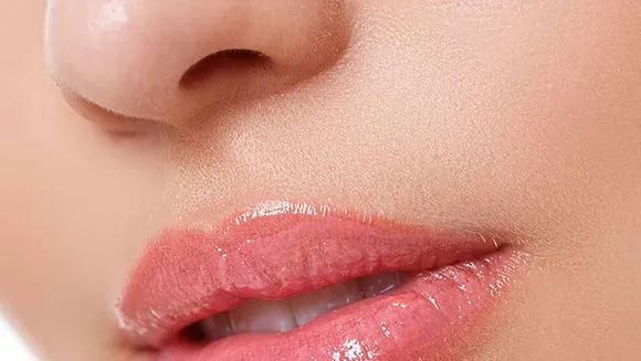 ആരെയും ആകര്‍ഷിക്കുന്ന ഭംഗിയുള്ള ചുണ്ടുകള്‍ സ്വാന്തമാക്കാൻ ഇതൊന്നു പരീക്ഷിക്കു !