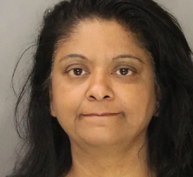 വാടകക്കാരെ ഒഴിപ്പിക്കാന്‍ സഹായികളുമായി എത്തിയ ഇന്ത്യന്‍ അമേരിക്കന്‍ റിയല്‍ എസ്റ്റേറ്റ് ഇന്‍വെസ്റ്റര്‍ റീണു സൈനി അറസ്റ്റില്‍