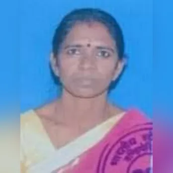 പീരുമേട്ടിൽ മരം വീണ് ഏലത്തോട്ടം തൊഴിലാളി മരിച്ചു 