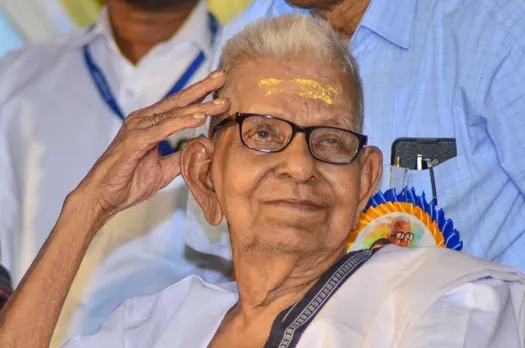 മാനവികതയുടെ മഹാകവിയായിരുന്ന അക്കിത്തത്തിന്റെ നിര്യാണത്തിൽ നവയുഗം വായനവേദി അനുശോചനം അറിയിച്ചു.