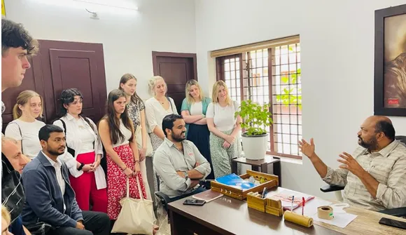 യുകെയില്‍ നിന്നുള്ള വിദ്യാര്‍ഥി സംഘം മന്ത്രി പി. രാജീവുമായി കൂടിക്കാഴ്ച നടത്തി