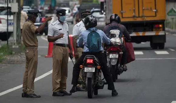 പനി, ജലദോഷം, മറ്റ് രോഗ ലക്ഷണങ്ങൾ ഉള്ളവരെ തമിഴ്‌നാട്ടിലേക്ക് കടത്തി വിടില്ല; കേരളത്തിൽ നിപ റിപ്പോർട്ട് ചെയ്തതോടെ വാളയാർ അതിർത്തി വഴിയുള്ള യാത്രാ നിയന്ത്രണം ശക്തമാക്കി തമിഴ്നാട്