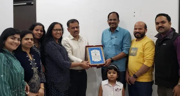 കോഴിക്കോട് ജില്ലാ അസോസിയേഷൻ ജനകീയ യാത്രയയപ്പ് നൽകി