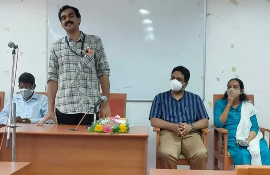 കെഎഎസ് നേടിയ കെ.കെ സുബൈറിനെ 'നശാ മുക്ത് ഭാരത് അഭിയാന്‍' ടീം ആദരിച്ചു