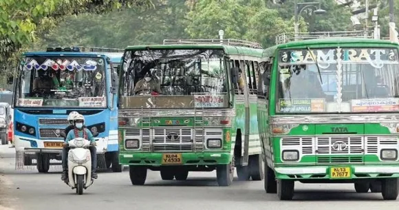 വിവിധ ആവശ്യങ്ങള്‍ ഉന്നയിച്ച് തിരൂരില്‍ സ്വകാര്യ ബസുടമകള്‍ അനിശ്ചിതകാല പണിമുടക്കിലേക്ക്